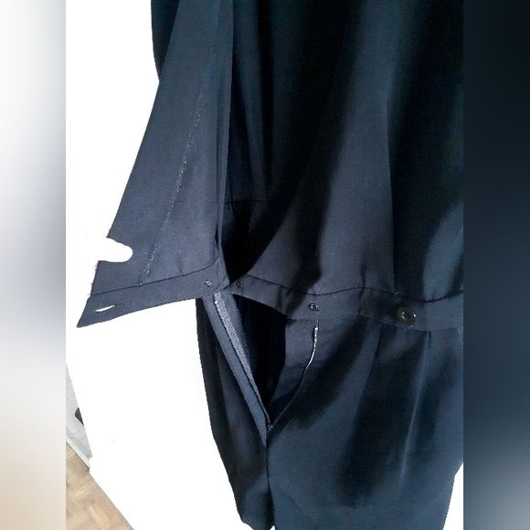 Fitted romper with square metallic shoulder studs - Picture 4 of 9